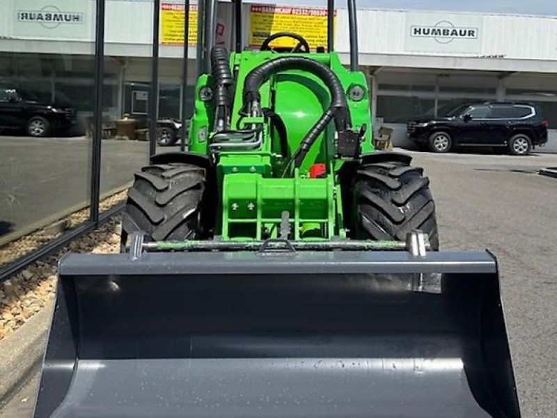 Avant 860i Teleskop Kompaktlader NUR 665 h BJ 2023