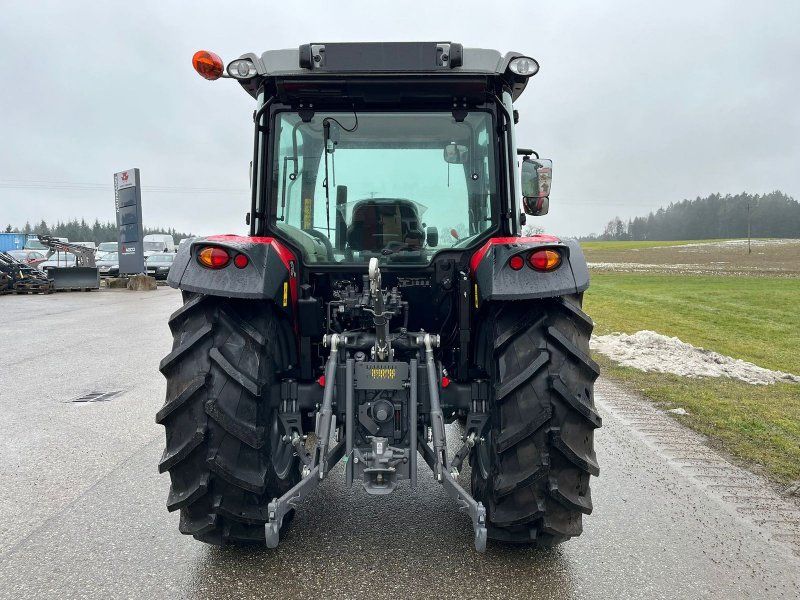 Massey Ferguson 4708 M Kabine