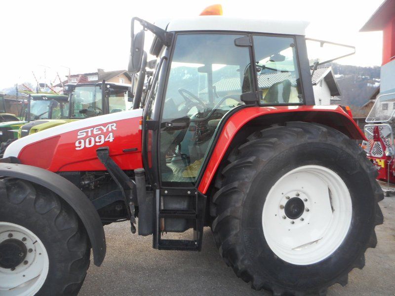 Steyr 9094 M A Komfort