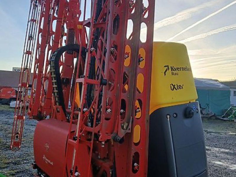 Kverneland IXTER B16