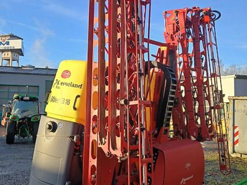 Kverneland IXTER B16