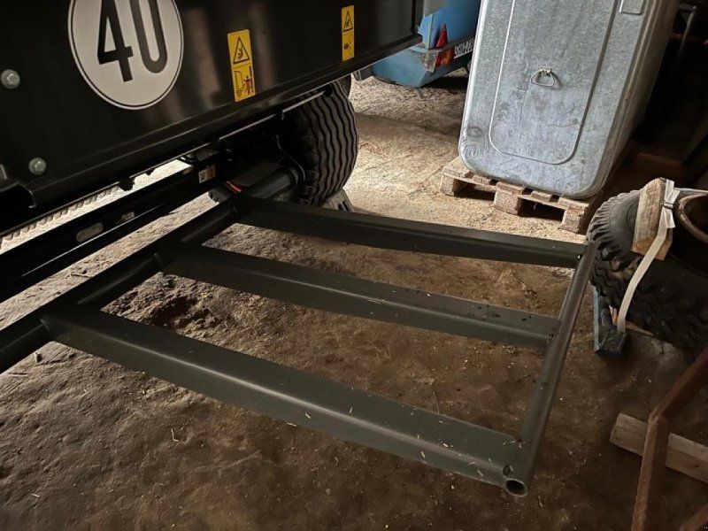 Claas Variant 465 RC Pro