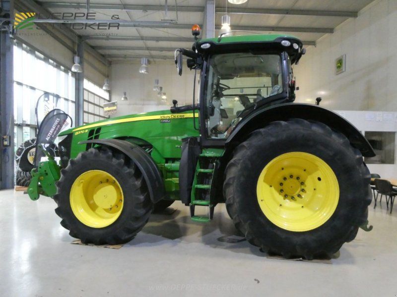 John Deere 8370R