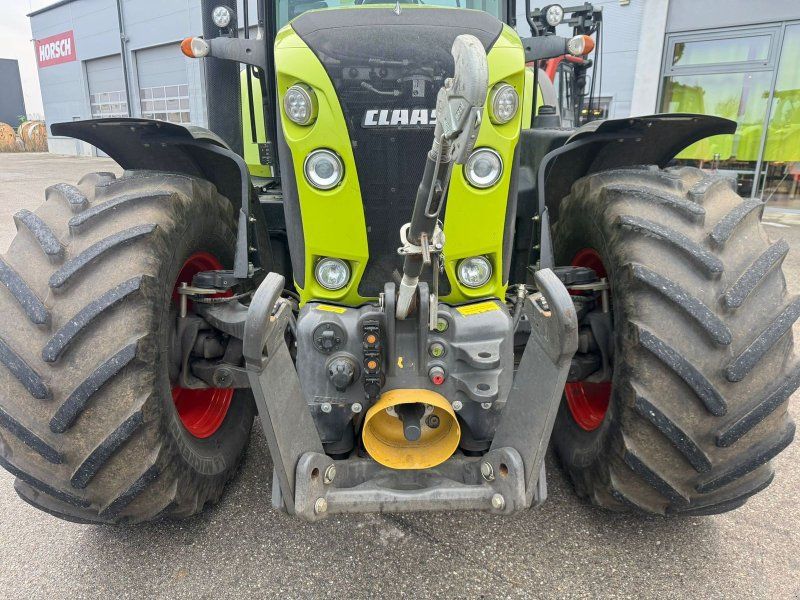 Claas Arion 640 CMATIC