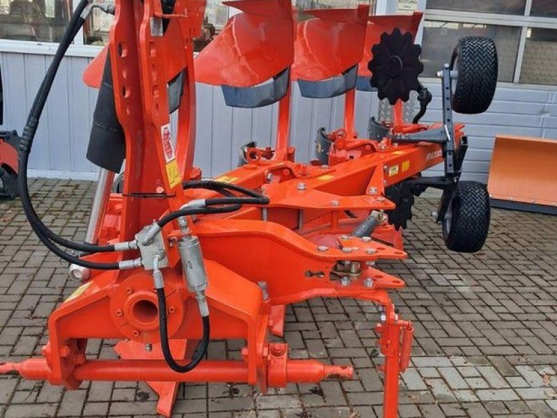 Kubota RM2005V-4