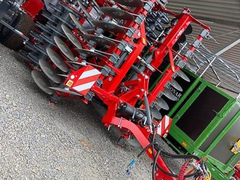 Unia Ares XL H 6 Kurz mit Fahrgestell 6m Doppel U-Walze