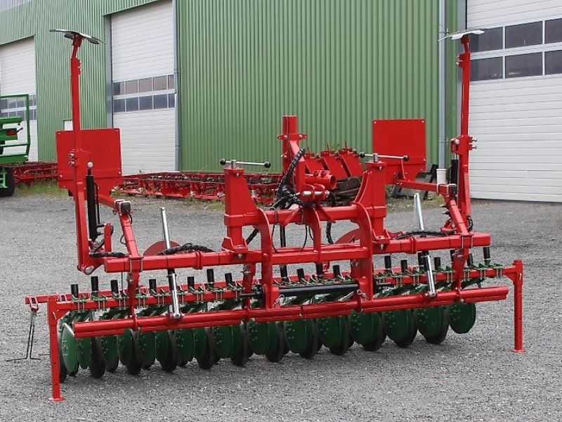 Unia Säschine 3m Doppelscheibenschar Shell Dreipunktanbau