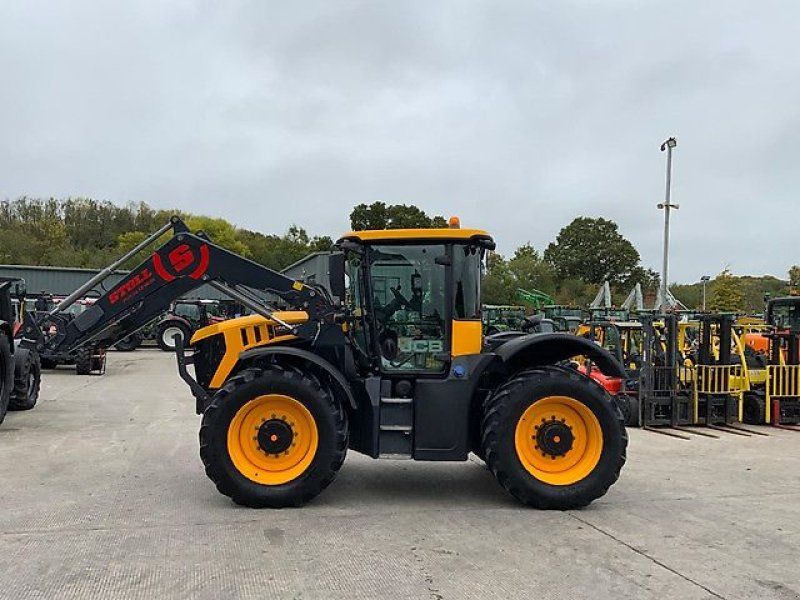 JCB Fastrac 4220