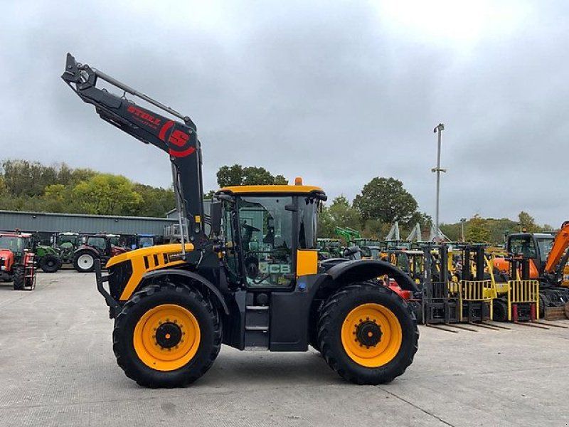 JCB Fastrac 4220