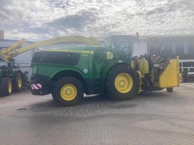 John Deere 9900i