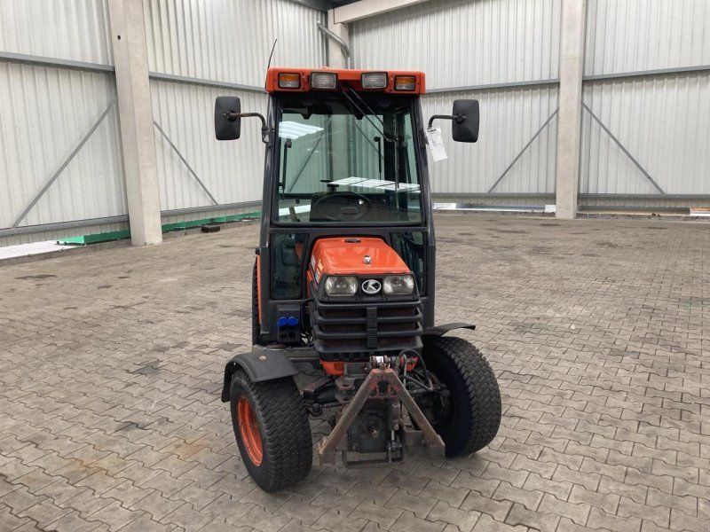 Kubota B2110