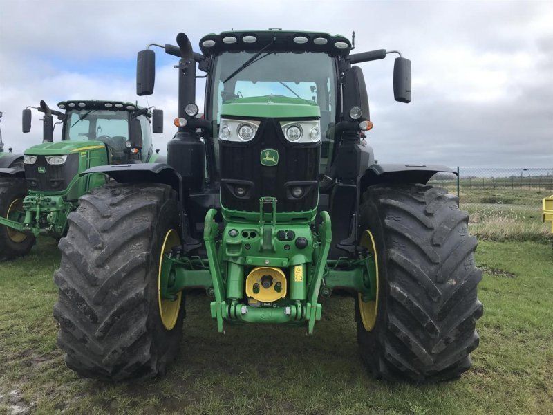 John Deere 6250R