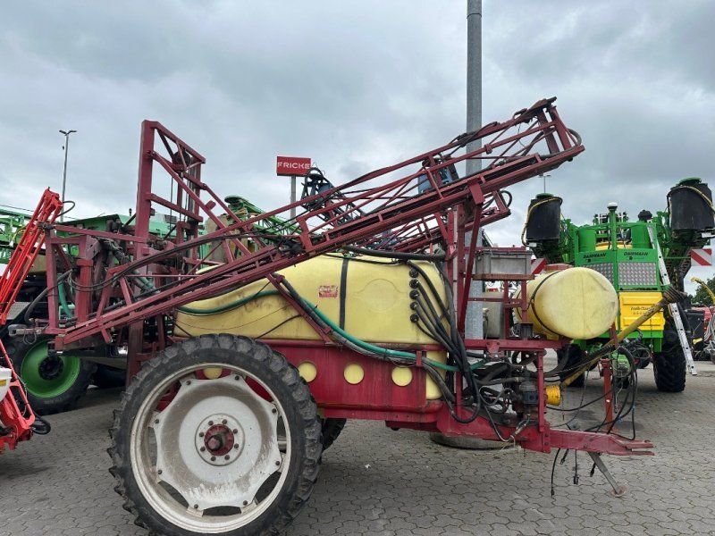 Hardi TZY 2400   Müller Spraydos