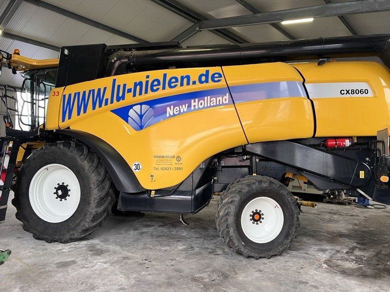 New Holland CX 8060