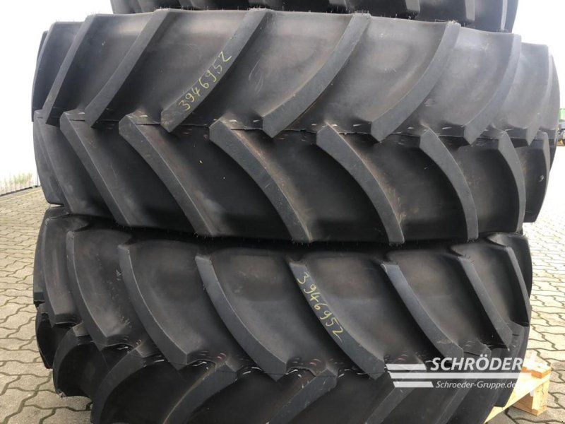 Massey Ferguson 440/65 R28 + 540/65 R38 KOMPLETTRÄDER