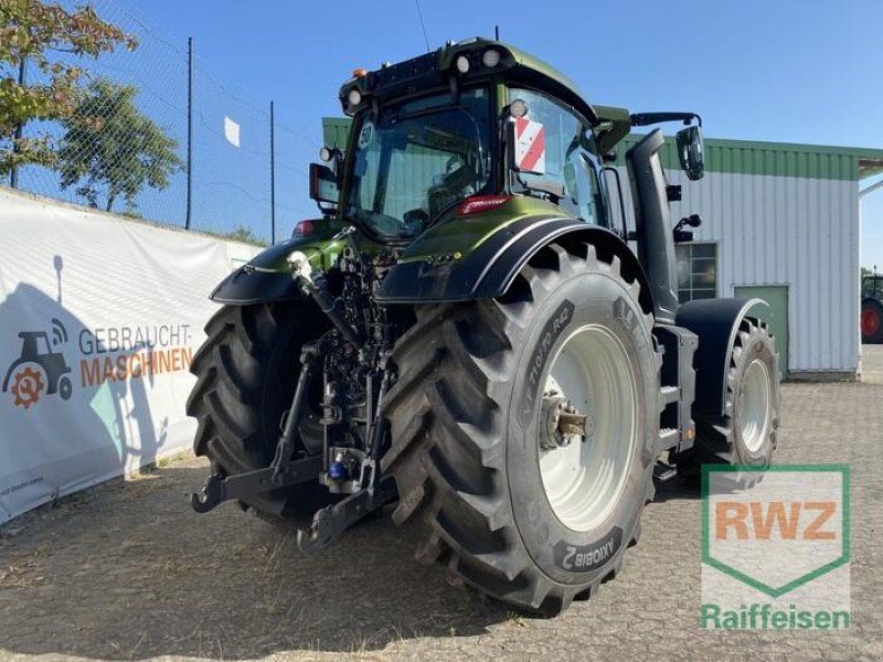 Valtra Q305