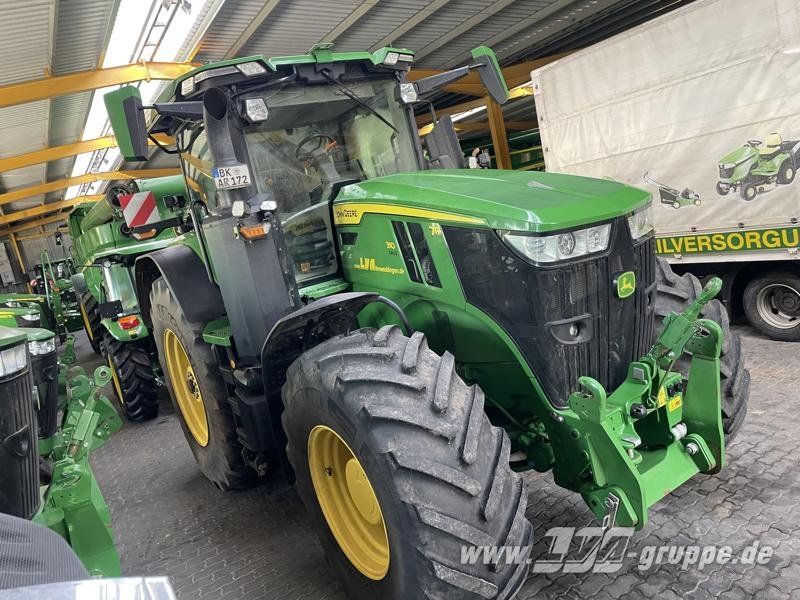 John Deere 7R 310