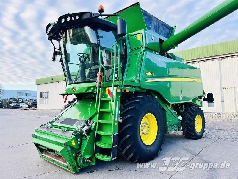 John Deere W660