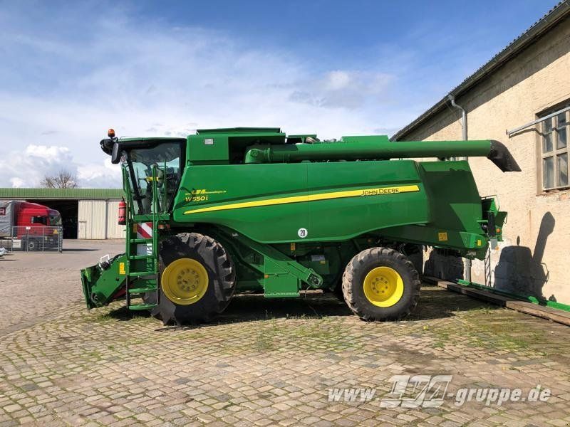 John Deere W550