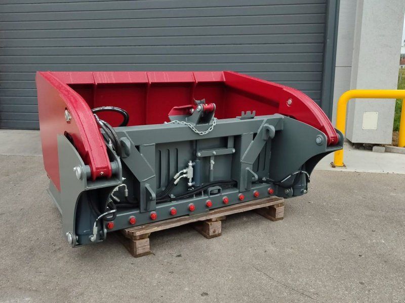 Dominator 160 Siloschneidzange mit Schaufel