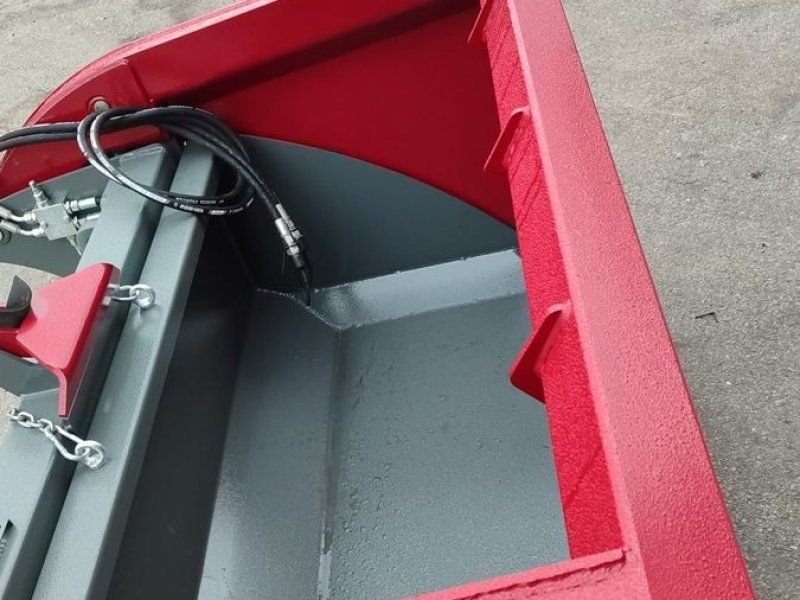 Dominator 160 Siloschneidzange mit Schaufel