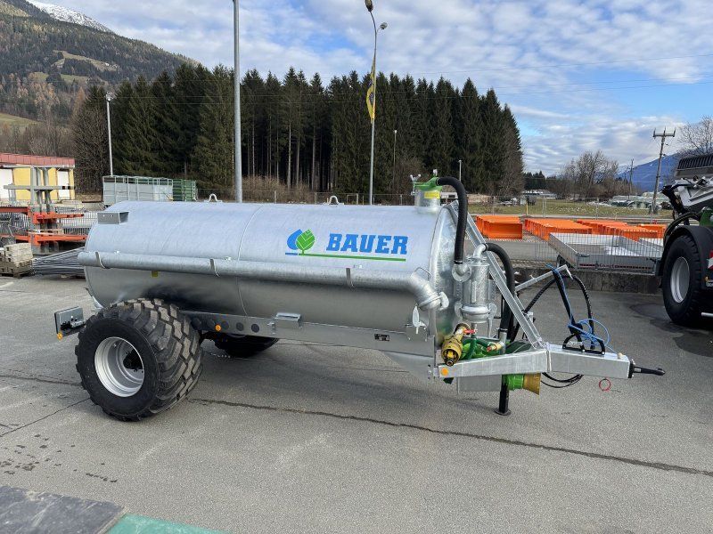 Bauer V63 Vakuumfass mit 6250 Liter Inhalt