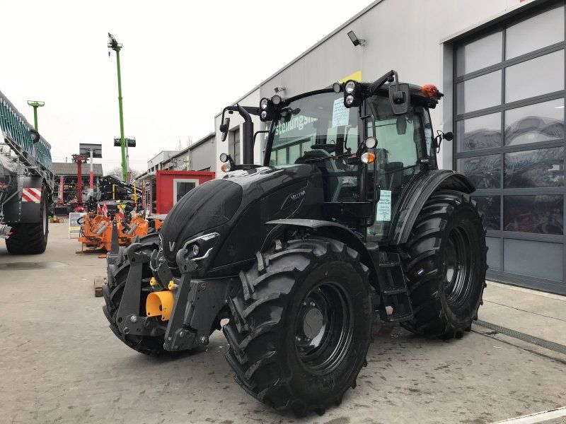 Valtra A 105