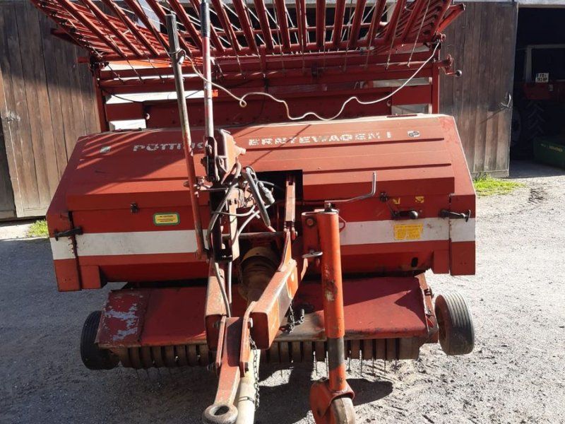 Pöttinger Erntewagen 1