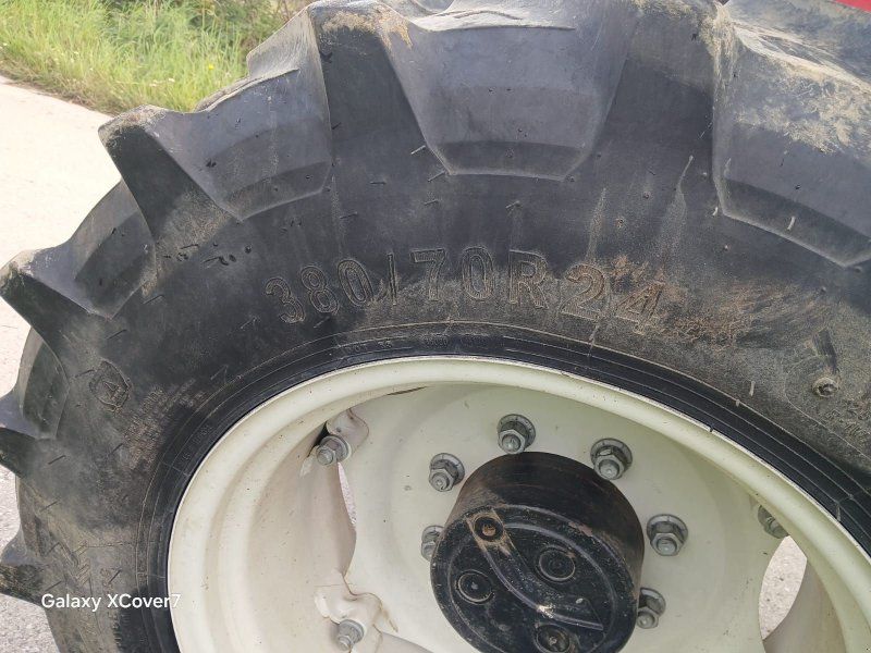 T4110 mit Frontlader