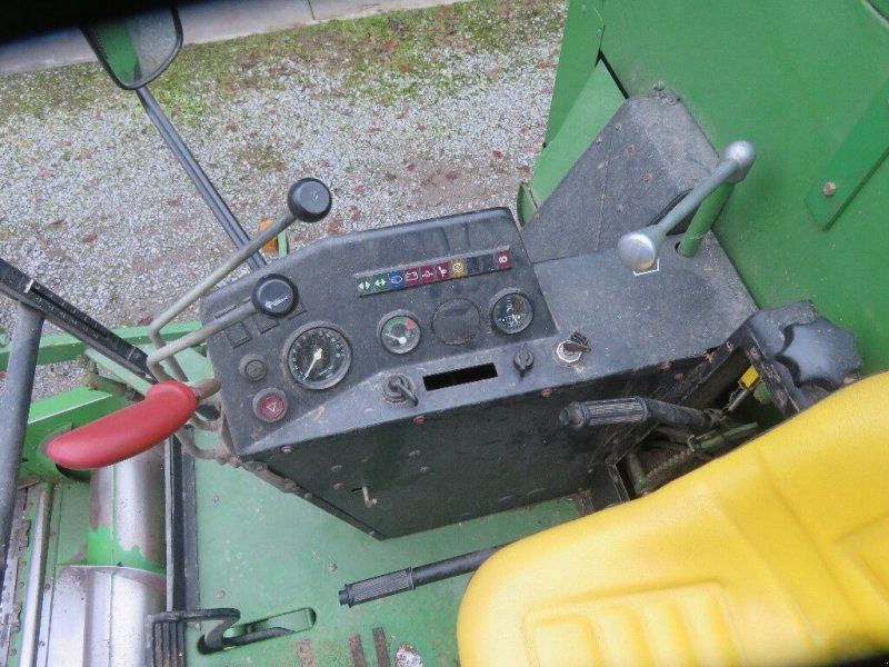 John Deere 1042