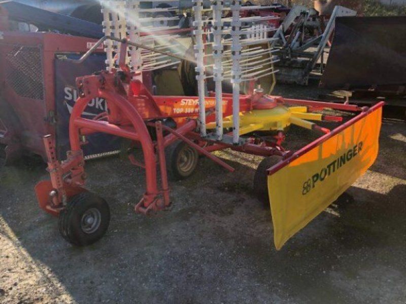 Pöttinger TOP 380 N Schwadkreisel