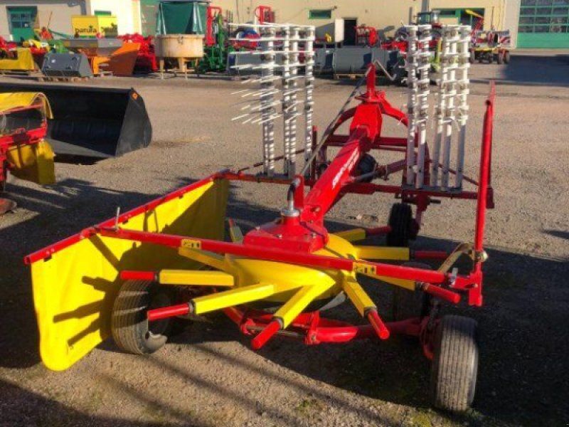 Pöttinger TOP 380 N Schwadkreisel