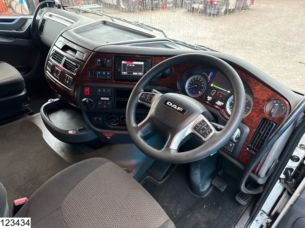 DAF XF 460 6x2, EURO 6, RHD, PTO, ACC