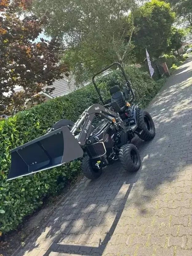 Captain Holiday Promotion