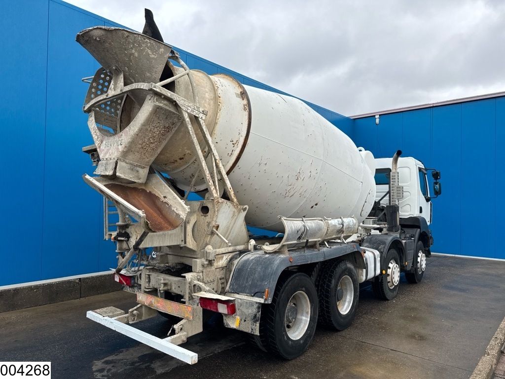 Renault Kerax 410 Dxi 8x4, Leaf suspension, Manual transmission