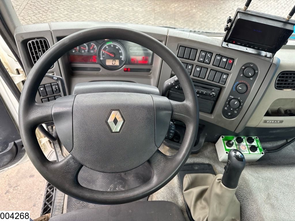 Renault Kerax 410 Dxi 8x4, Leaf suspension, Manual transmission