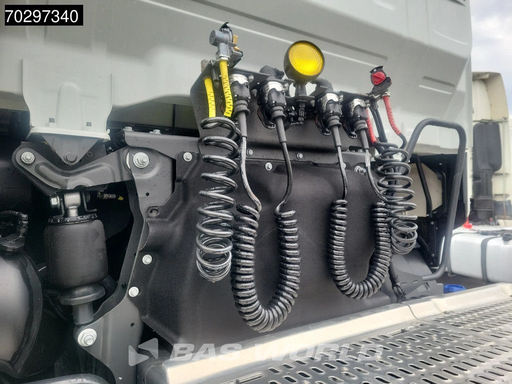 Iveco X-Way 500 4X2 NEW! Retarder Big-Axle Standklima MirrorCam Navi LED ACC Euro 6