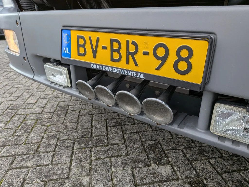 Mercedes-Benz NG 1626 V8