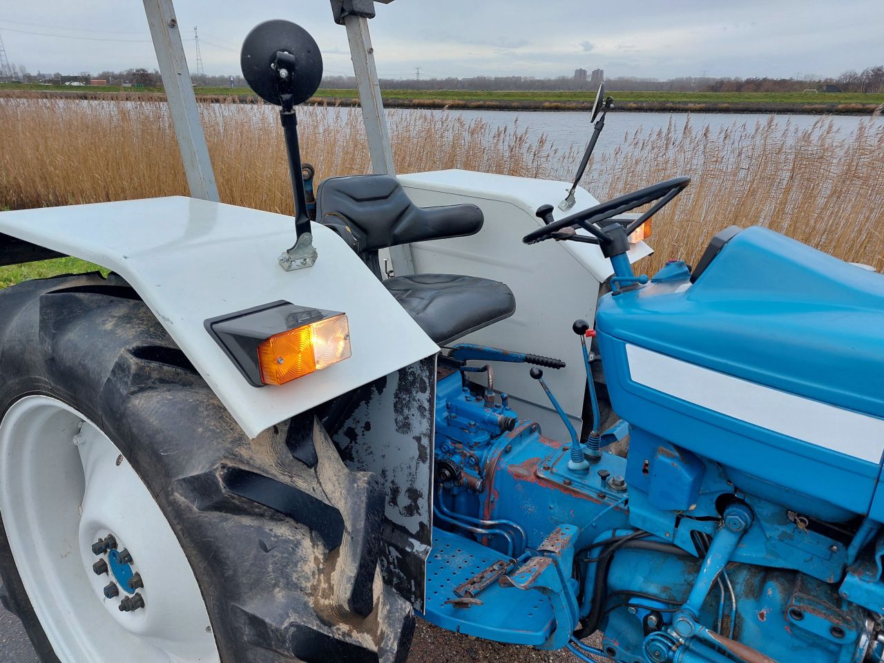 Ford 3600 met STUURBEKRACHTIGING