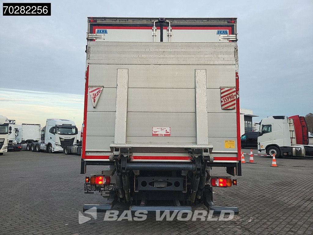 Mercedes Atego 1324 4X2 13tonner Thermo-King T-1200R Manual 1500kg Tailgate Euro 5
