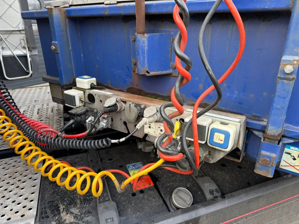 Nooteboom 3AS gedwongen gestuurd Oprijkleppen Hefbaar