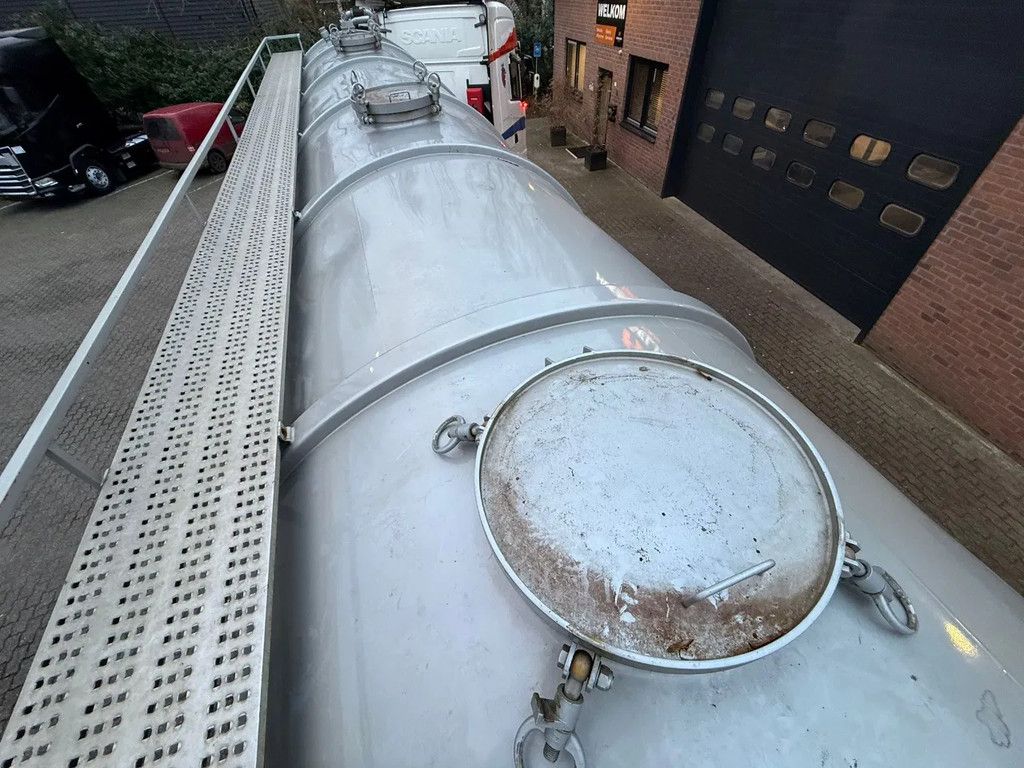 Vogelzang 36.5m3 RVS Mestoplegger Geijkte weging Bemonstering 2x Stuuras