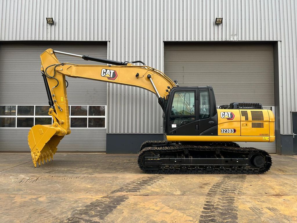 Caterpillar 323D3