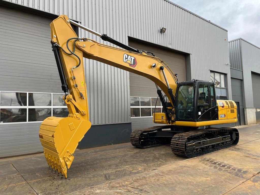 Caterpillar 323D3