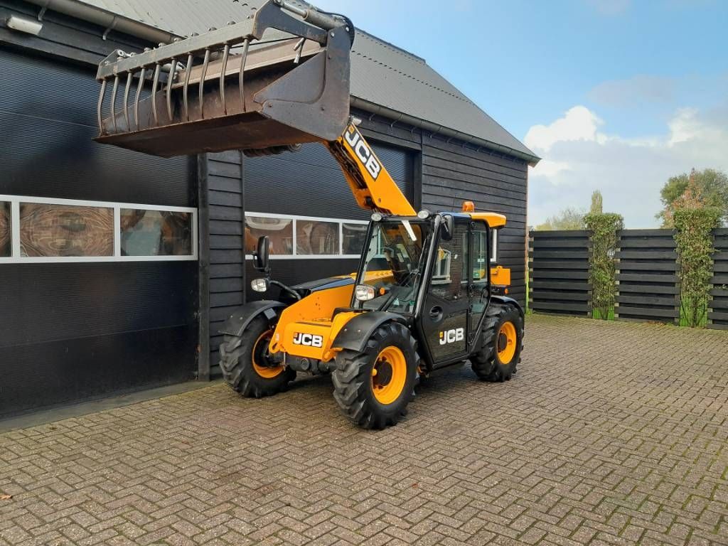 JCB 525-60 AGRI PLUS - Airco- Pelikaanbak