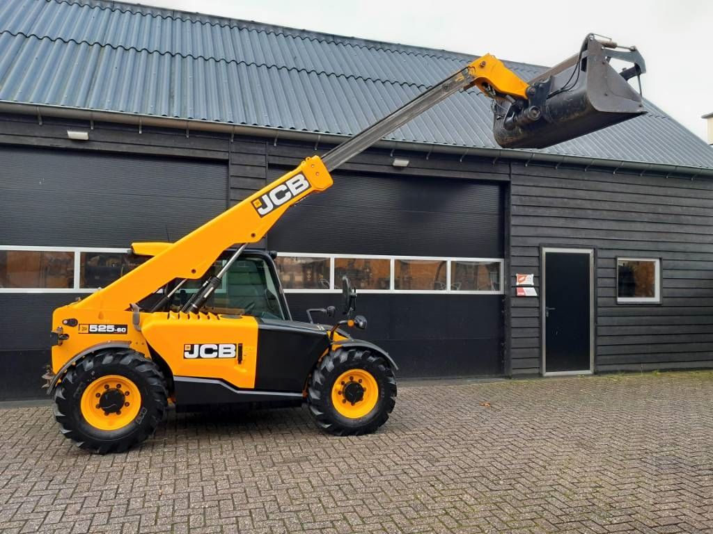 JCB 525-60 AGRI PLUS - Airco- Pelikaanbak