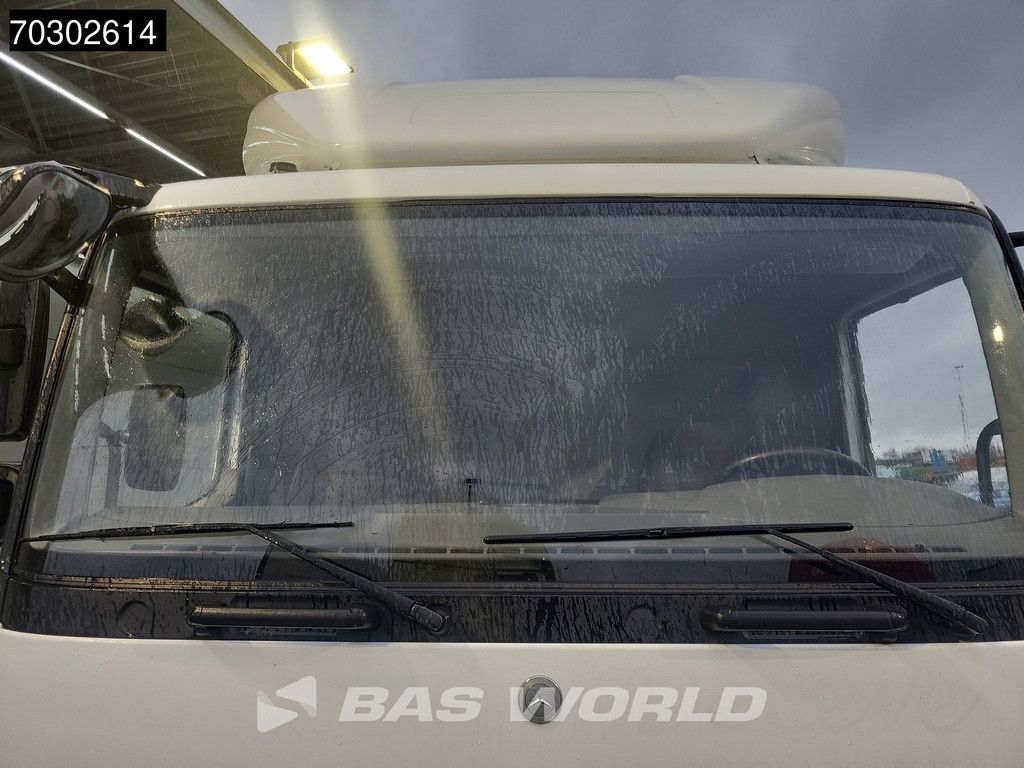 Mercedes Atego Atego 818 4X2 8tonner Automatic 1500kg Ladebordwand Euro 4