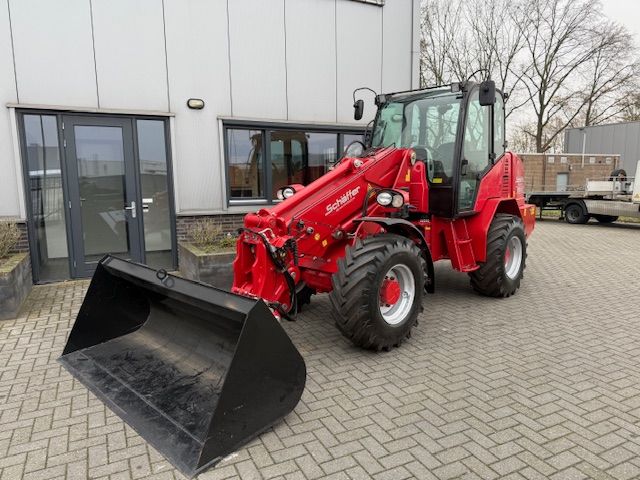 Schaffer 9510T 7.3T Shovel Verreiker Telelader