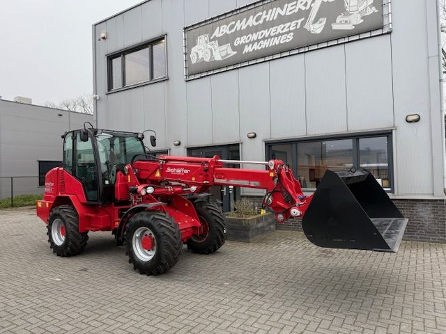 Schaffer 9510T 7.3T Shovel Verreiker Telelader