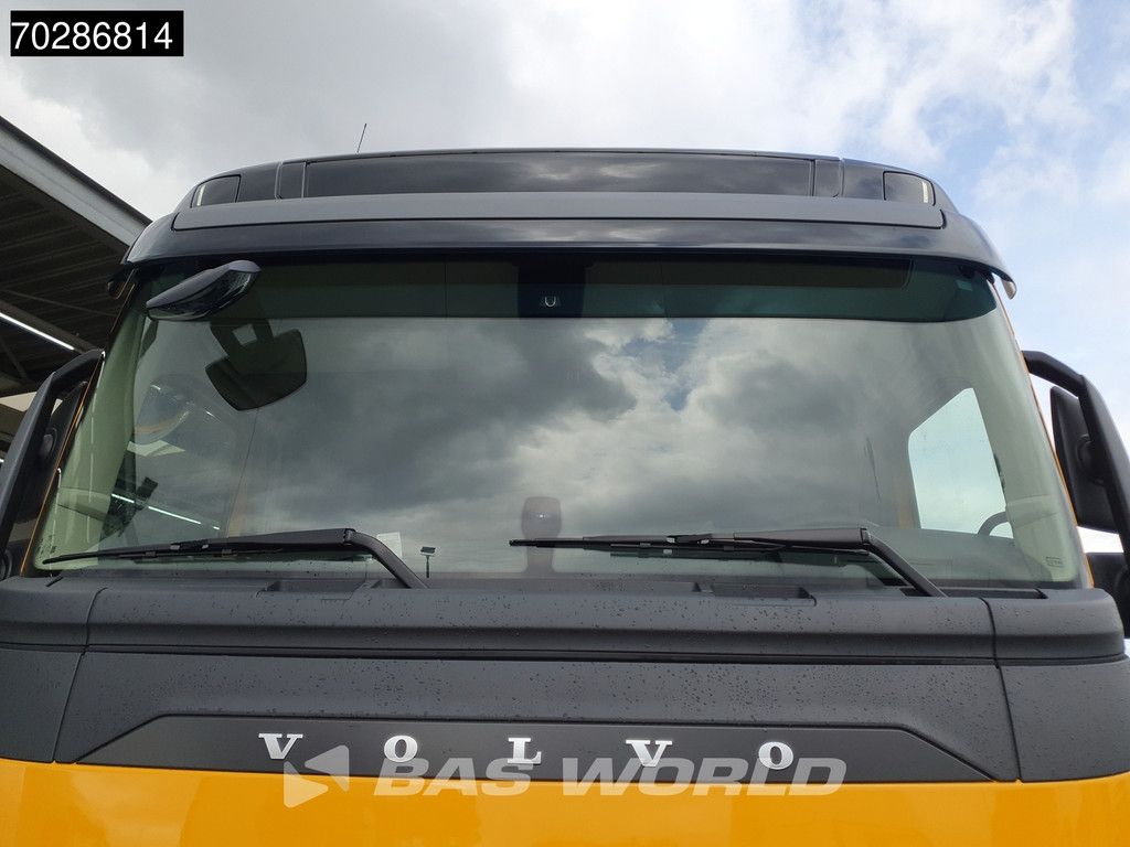 Volvo FH 460 6X2 NEW chassis! Full air Suspension Lift-Axle Navi ACC LED Euro 6